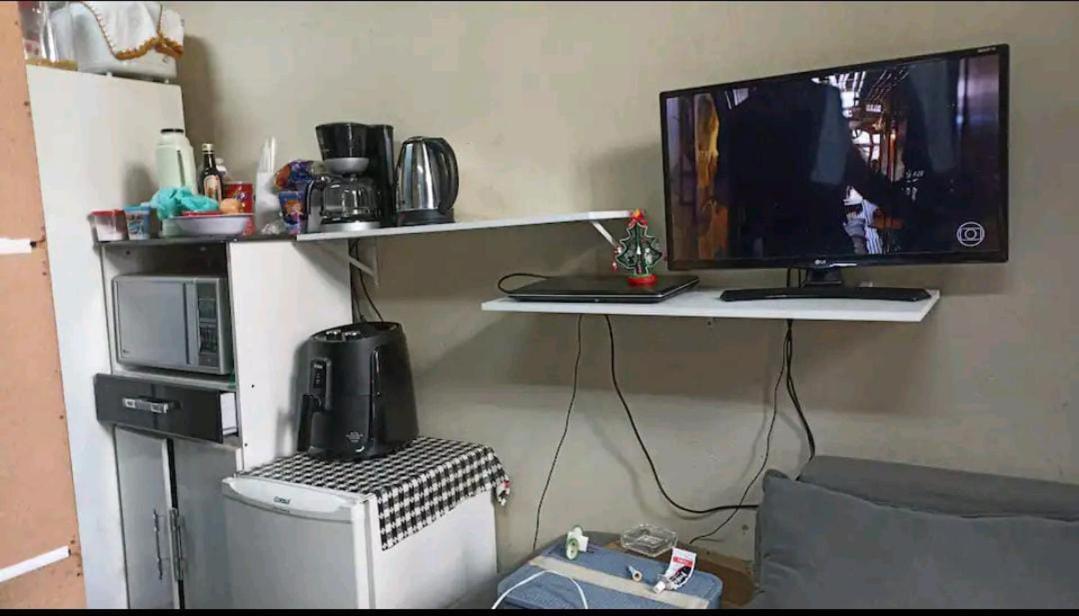 Modesta Kit Consolacao C Sacada Apartamento São Paulo